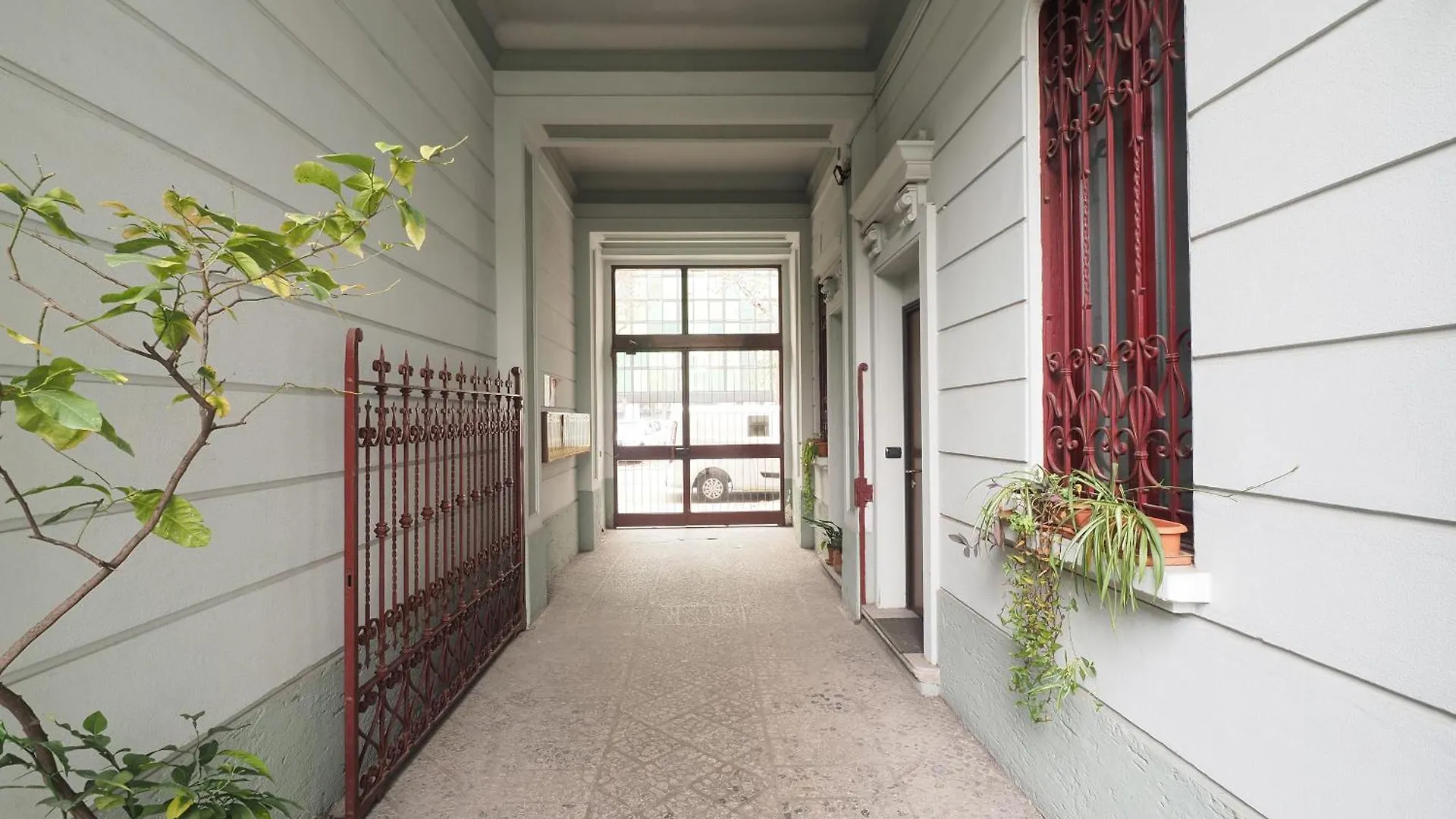 Apartament Primopiano - Jenner B Mediolan